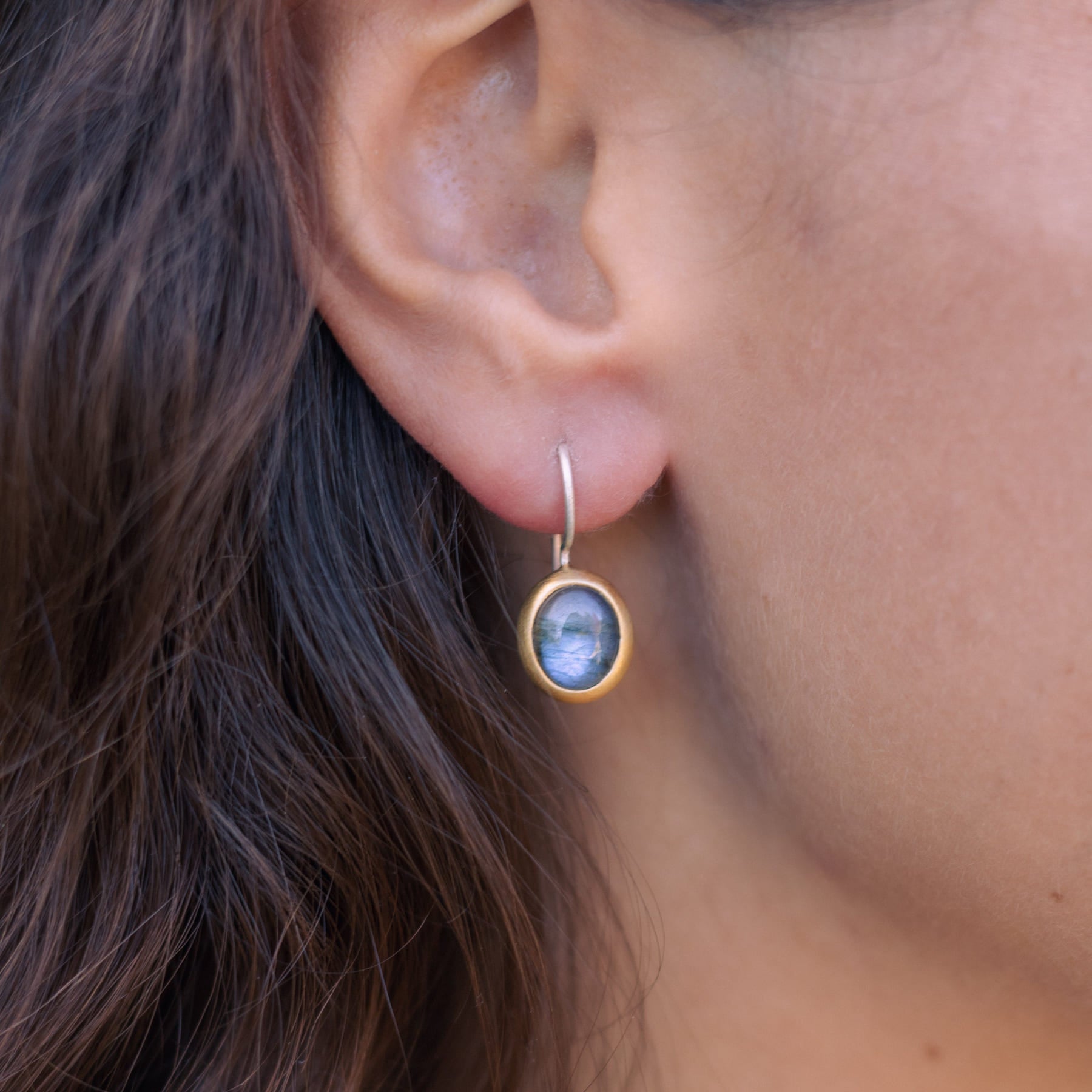 Labradorit Ohrhänger 10x8mm oval Cabouchon Sterling Silber & Gold Vermeil MonikaHerré