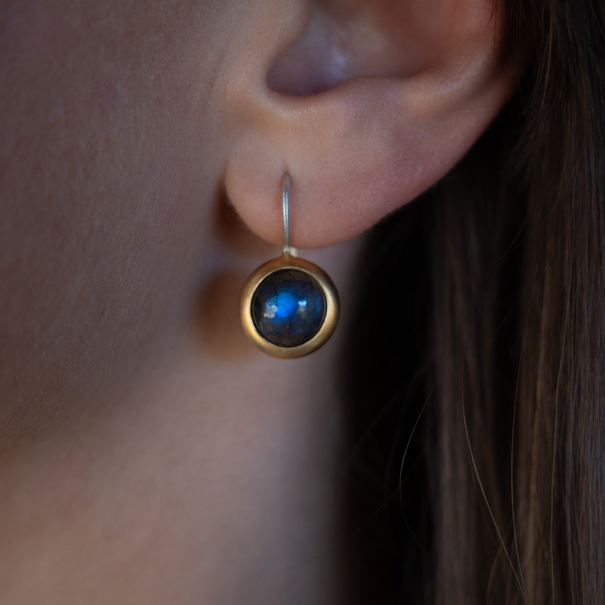 Dunkelblaue Labradorit Ohrhänger 10mm Rund Cabouchon Sterling Silber & Gold Vermeil