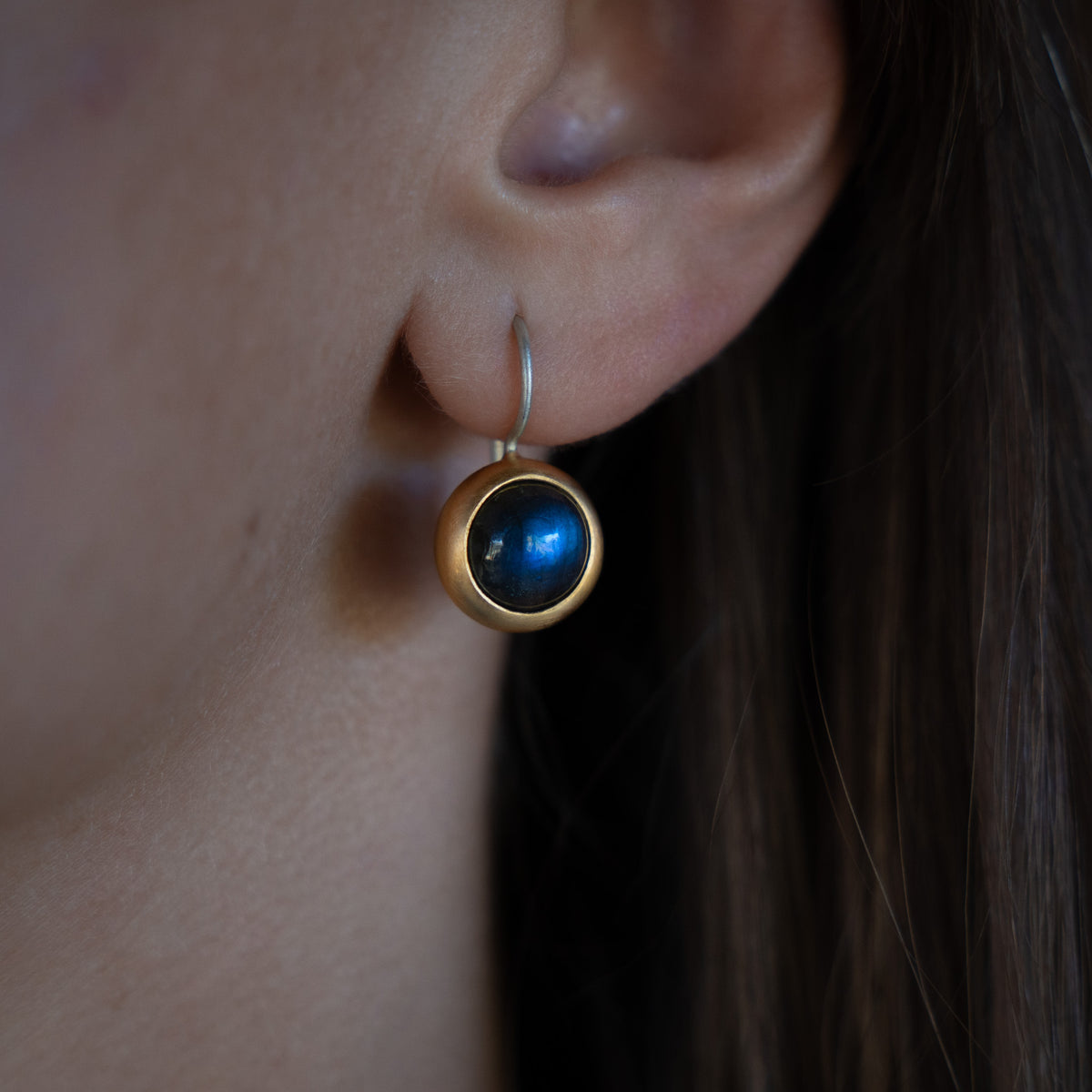 Dunkelblaue Labradorit Ohrhänger 10mm Rund Cabouchon Sterling Silber & Gold Vermeil
