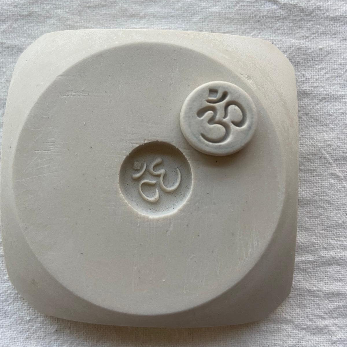 Ohm ceramic ring