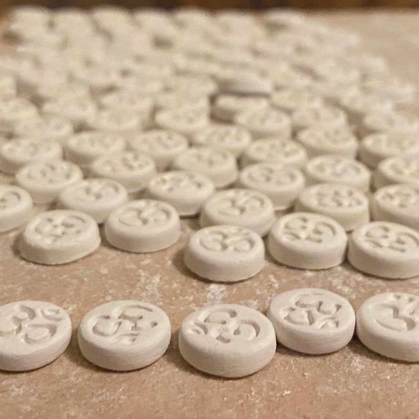Ohm ceramic earrings
