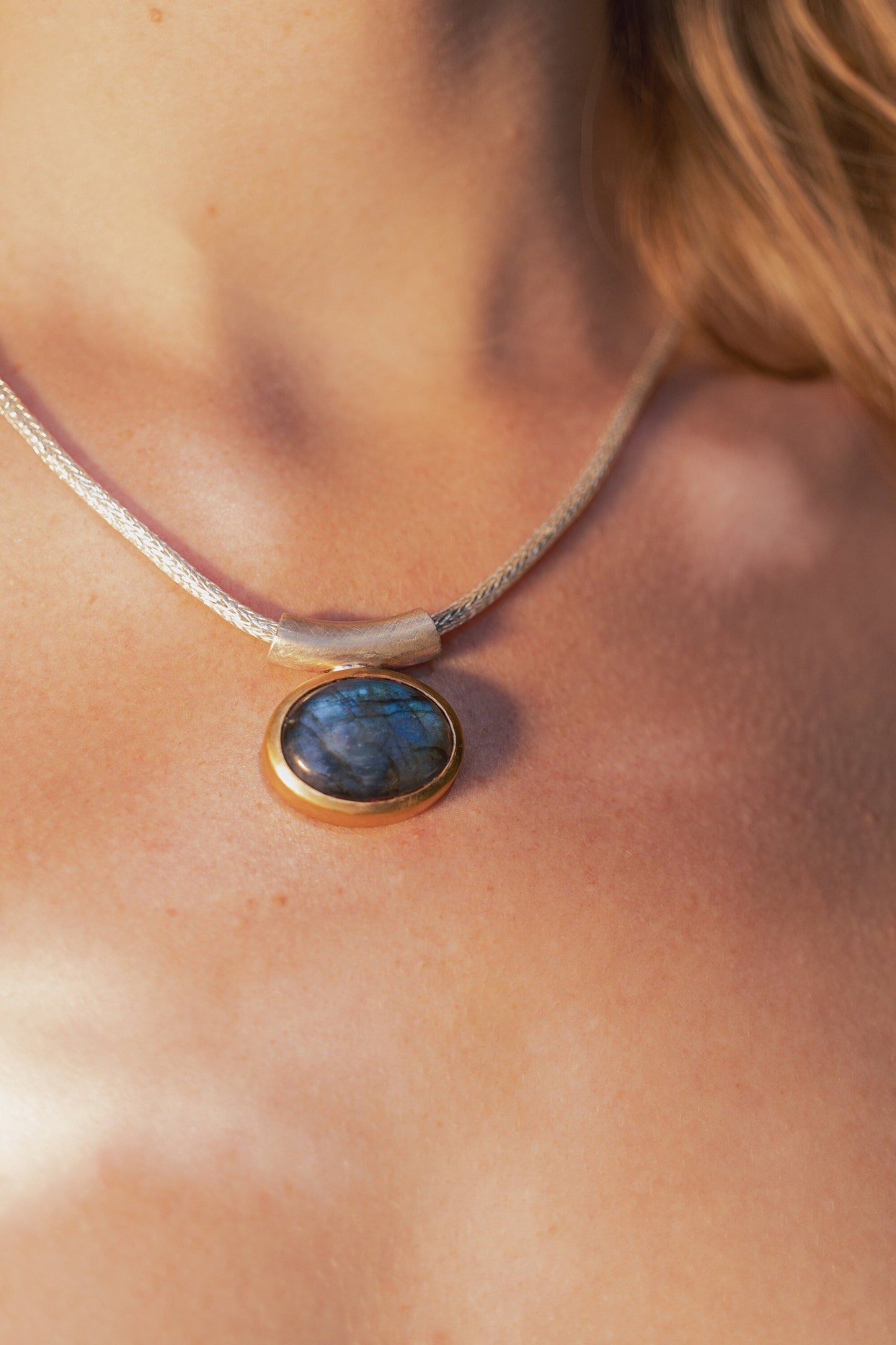 Anhänger Labradorite big, mixed metals -jewelry, handmade high quality artisanal pendant, Sterling Siver ...jewelry with gold setting