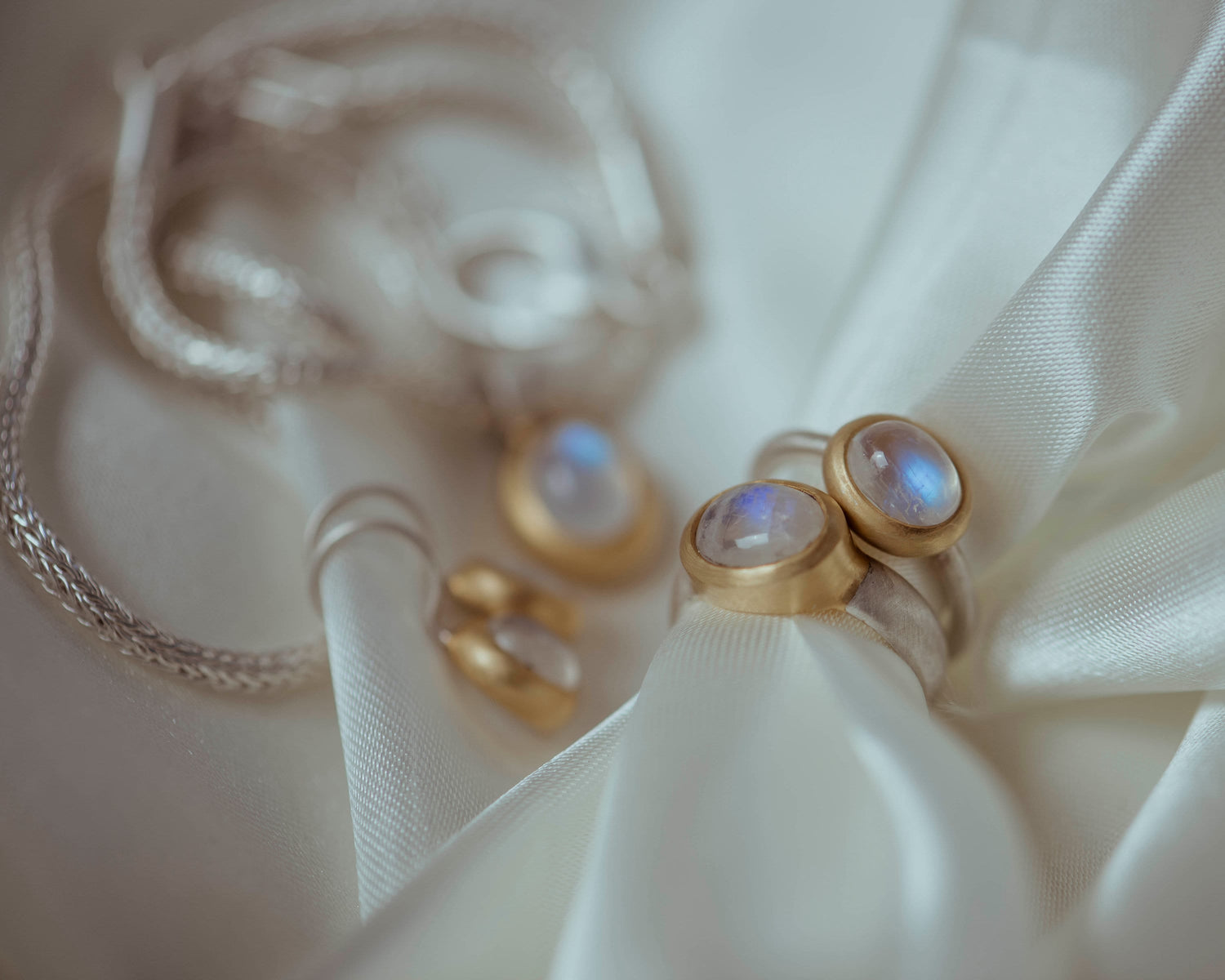 Mondstein Kollektion