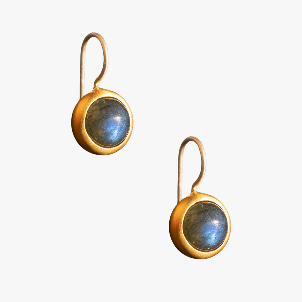 Dunkelblaue Labradorit Ohrhänger 10mm Rund Cabouchon Sterling Silber & Gold Vermeil