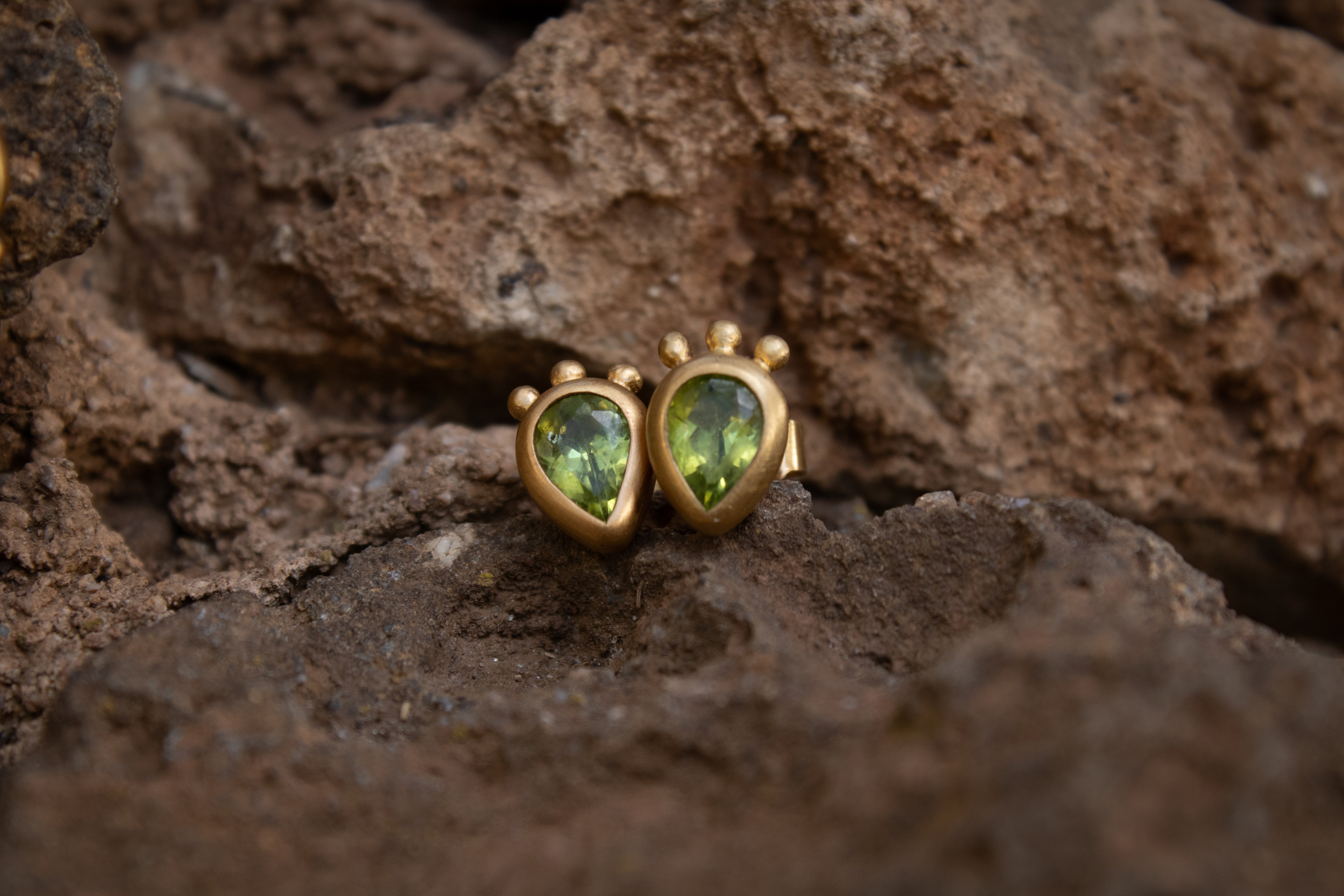Peridot Ohrstecker