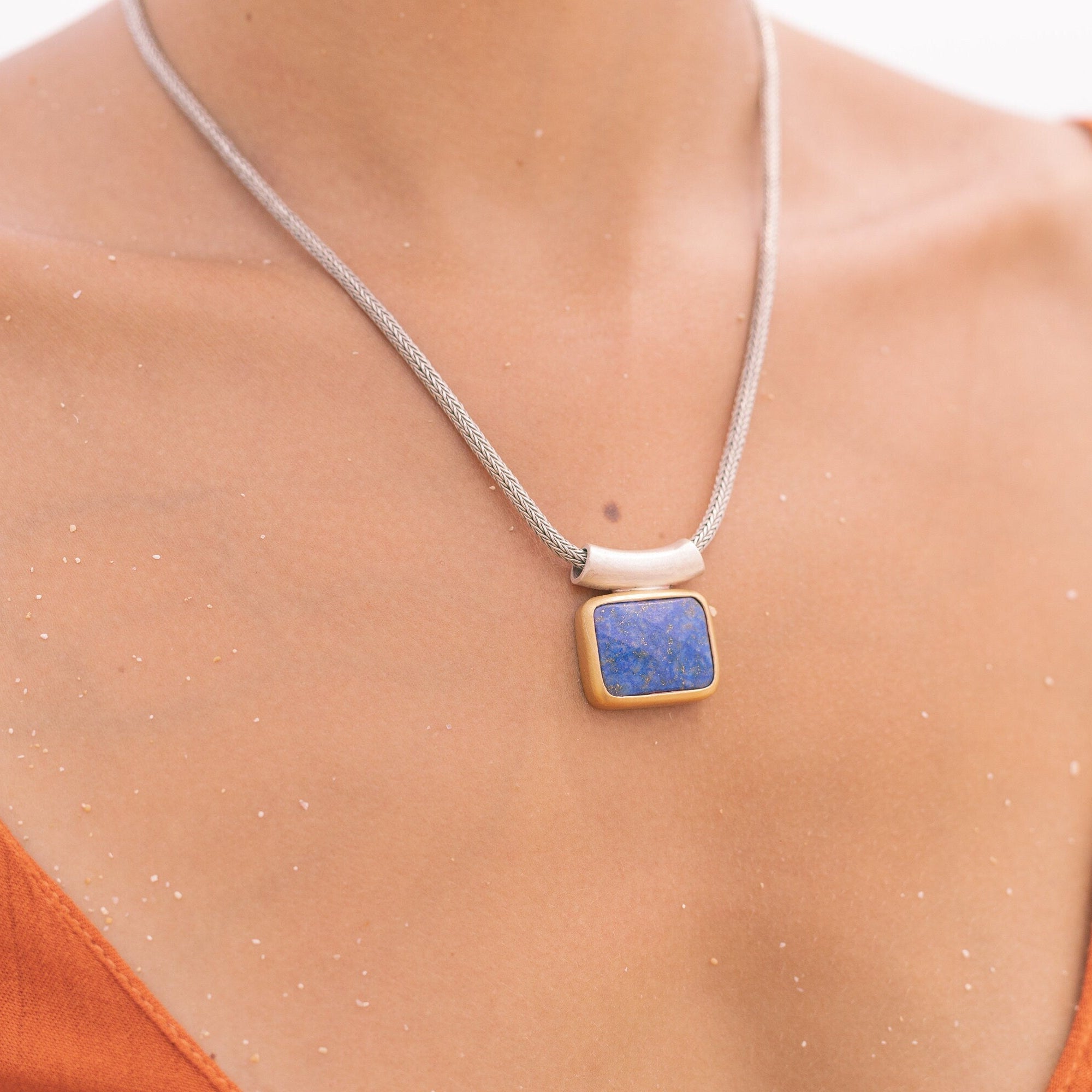 Lapislazuli mit gebogender Öse 20x15mm eckig facettiert Sterling Silber & Gold Vermeil Monika Herré