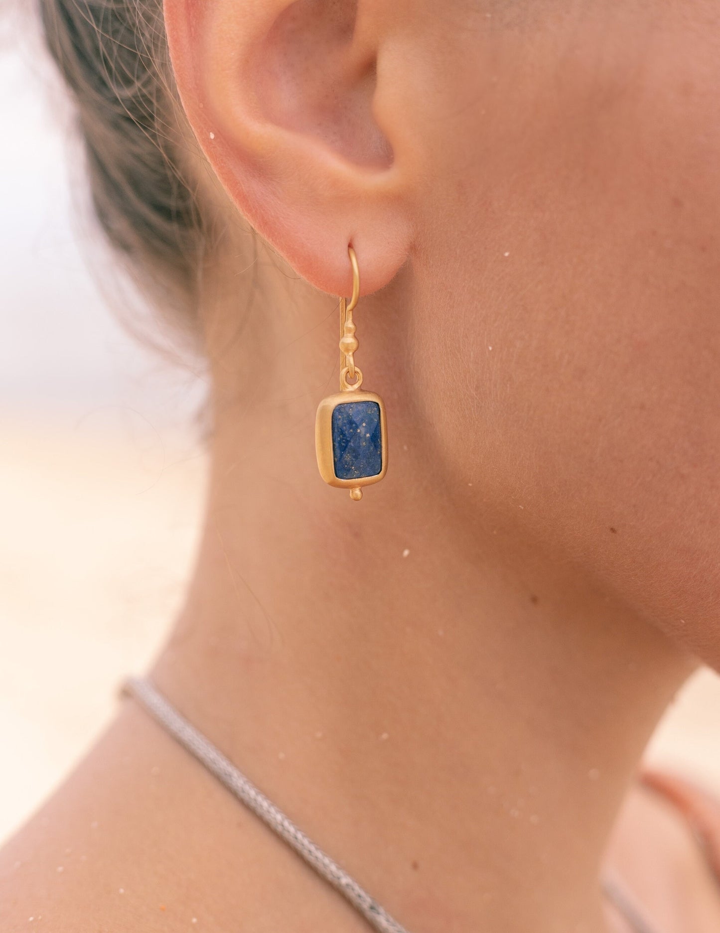 gold Lápiz lazuli earrings, handmade Lapis Lazuli -earrings, 925 sterling silver -jewelry, Ohrringe mit Lapis Stein, Christmas gift for her